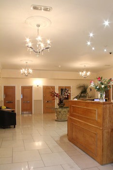 Exeter Court Hotel