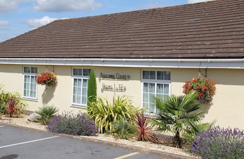 Exeter Court Hotel