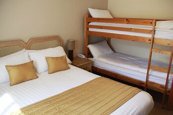Exeter Court Hotel