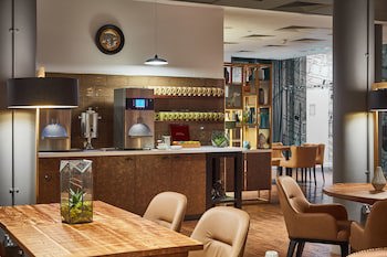 Doubletree By Hilton Manchester - Piccadilly
