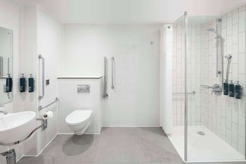 Doubletree By Hilton Manchester - Piccadilly