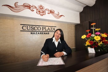 Cusco Plaza Nazarenas