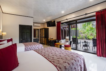 Arenal Manoa & Hot Springs Resort