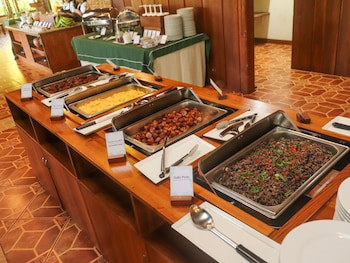 Arenal Manoa & Hot Springs Resort