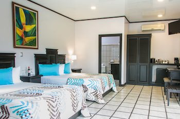 Arenal Manoa & Hot Springs Resort