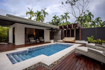 Arenal Manoa & Hot Springs Resort