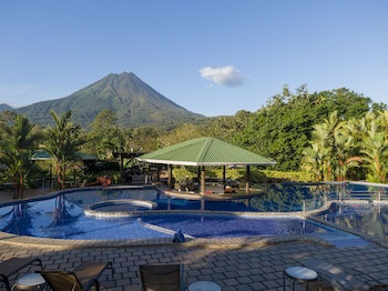 Arenal Manoa & Hot Springs Resort