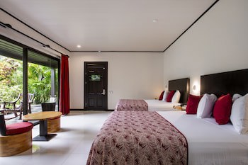 Arenal Manoa & Hot Springs Resort