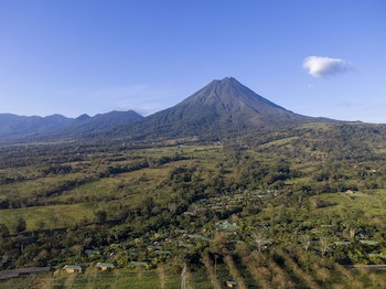 Arenal Manoa & Hot Springs Resort