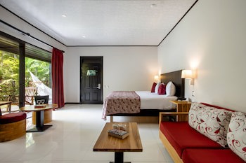 Arenal Manoa & Hot Springs Resort