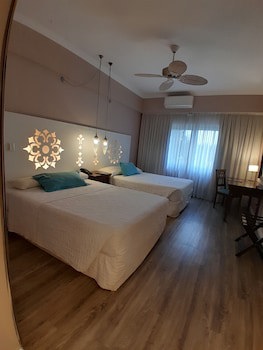 Howard Johnson By Wyndham Resort Pilar