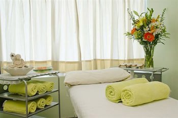 Howard Johnson By Wyndham Resort Pilar