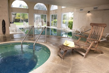 Howard Johnson By Wyndham Resort Pilar