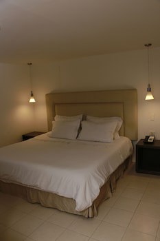 Country International Hotel