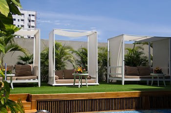 Country International Hotel