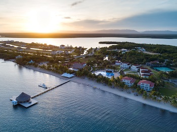 Placencia Resort
