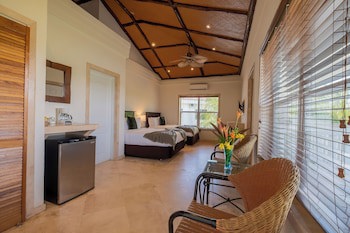 Placencia Resort