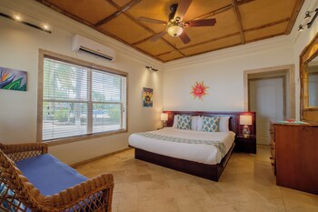 Placencia Resort