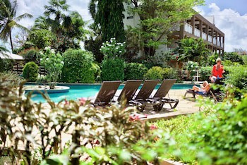 Tropikist Beach Hotel & Resort
