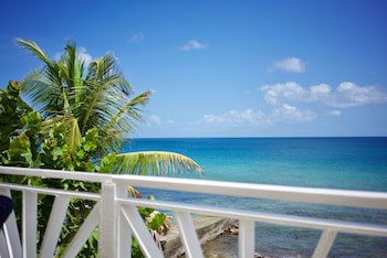 Tropikist Beach Hotel & Resort