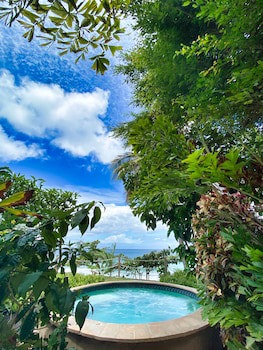 Tropikist Beach Hotel & Resort