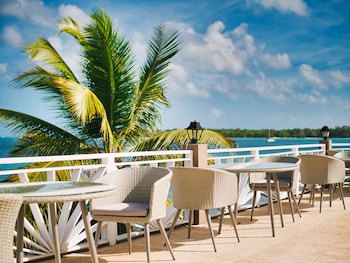 Tropikist Beach Hotel & Resort