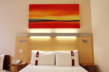 Holiday Inn Express Birmingham Redditch, An Ihg Hotel