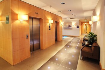 Holiday Inn Express Birmingham Redditch, An Ihg Hotel