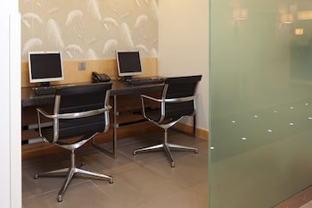 Holiday Inn Express Birmingham Redditch, An Ihg Hotel