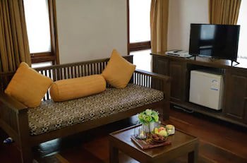 Phowadol Resort & Spa