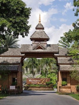 Phowadol Resort & Spa