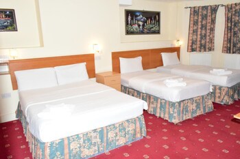 Bridge Park Hotel