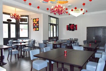 Bridge Park Hotel