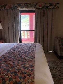 Carls Unique Inn