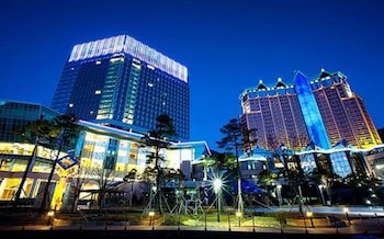 High1 Grand Hotel Main Tower