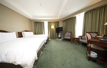 High1 Grand Hotel Main Tower