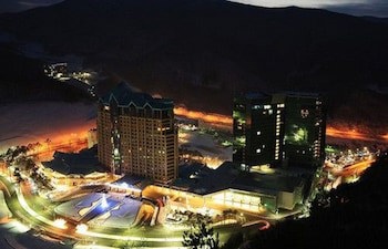 High1 Grand Hotel Main Tower