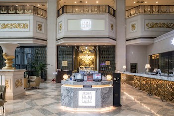 High1 Grand Hotel Main Tower