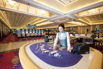 High1 Grand Hotel Main Tower