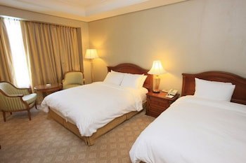 High1 Grand Hotel Main Tower