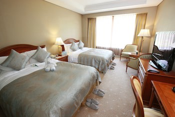 High1 Grand Hotel Main Tower