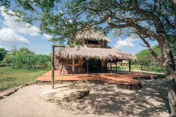 Hotel Punta Teonoste
