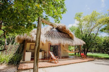 Hotel Punta Teonoste