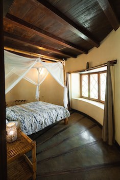 Hotel Punta Teonoste