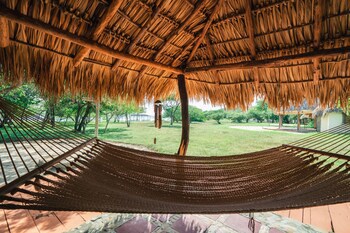 Hotel Punta Teonoste