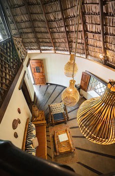 Hotel Punta Teonoste