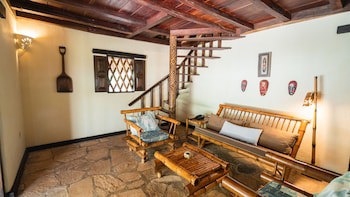 Hotel Punta Teonoste