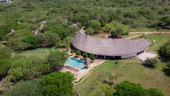 Hotel Punta Teonoste