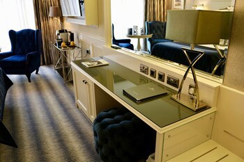 The Rose Hotel