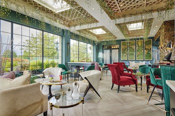 The Rose Hotel